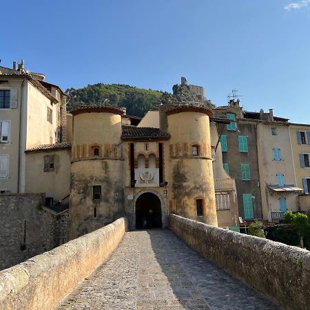L'Orbitelle Apartment Entrevaux Luaran gambar